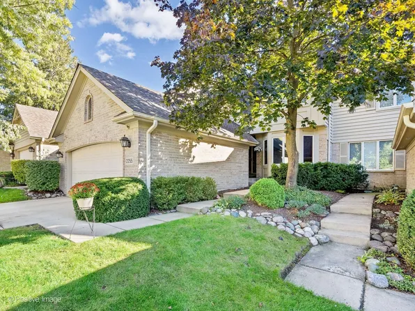 2255 Durand Dr, Downers Grove, IL 60515