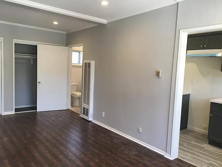 141 S Avenue 55 #11 — Photo 6