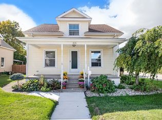 221 E 10th St, Mishawaka, IN 46544