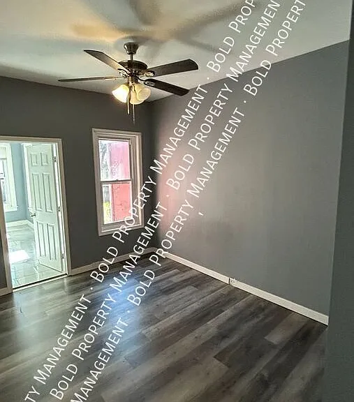 1030 Cotton St — Photo 12