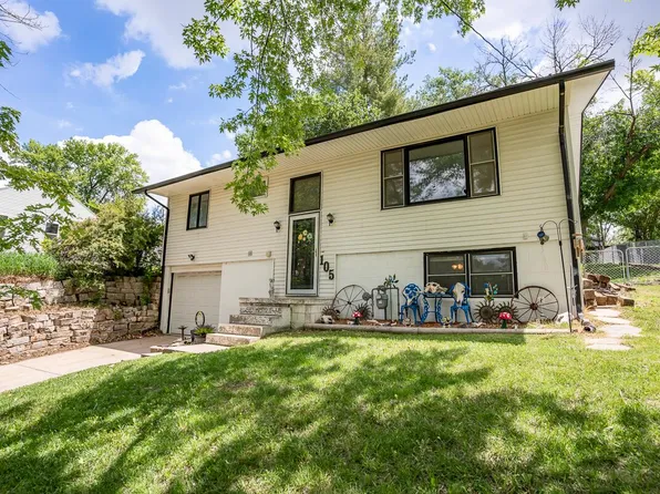 105 N Elm St, Glenwood, IA 51534