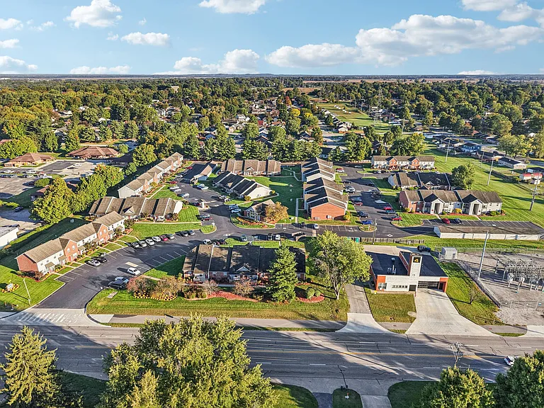Fox Pointe Apartments — Photo 41
