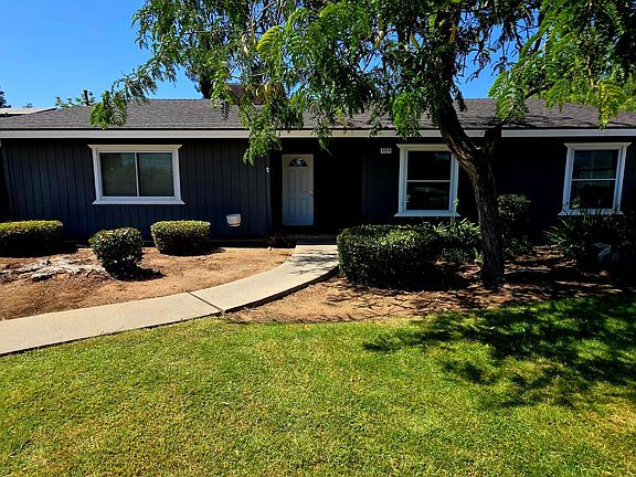 4th image of 2214 Holt Ave