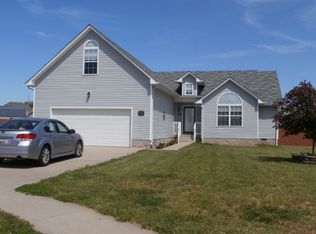 402 Reigh Count Ct, Oak Grove, KY 42262