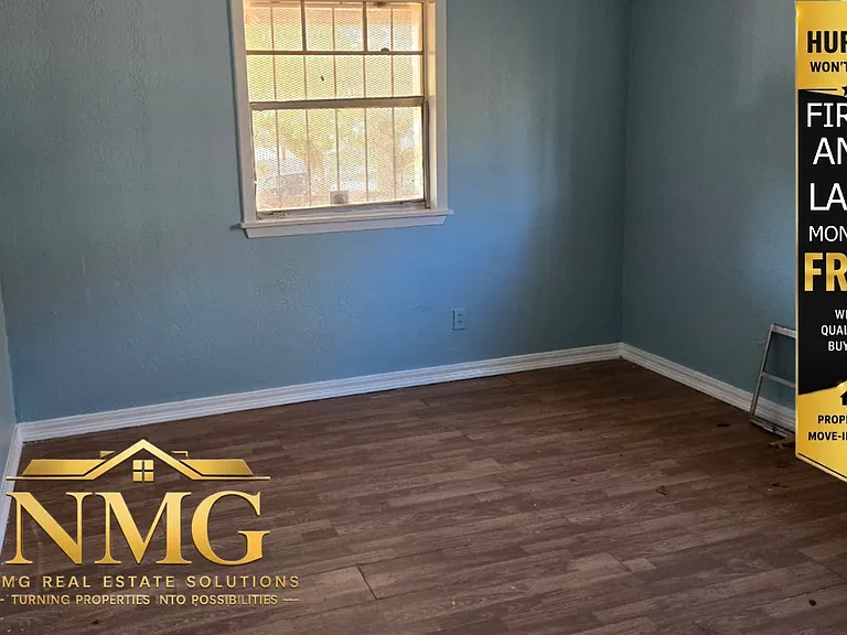 3380 Shady Oaks St #B — Photo 3
