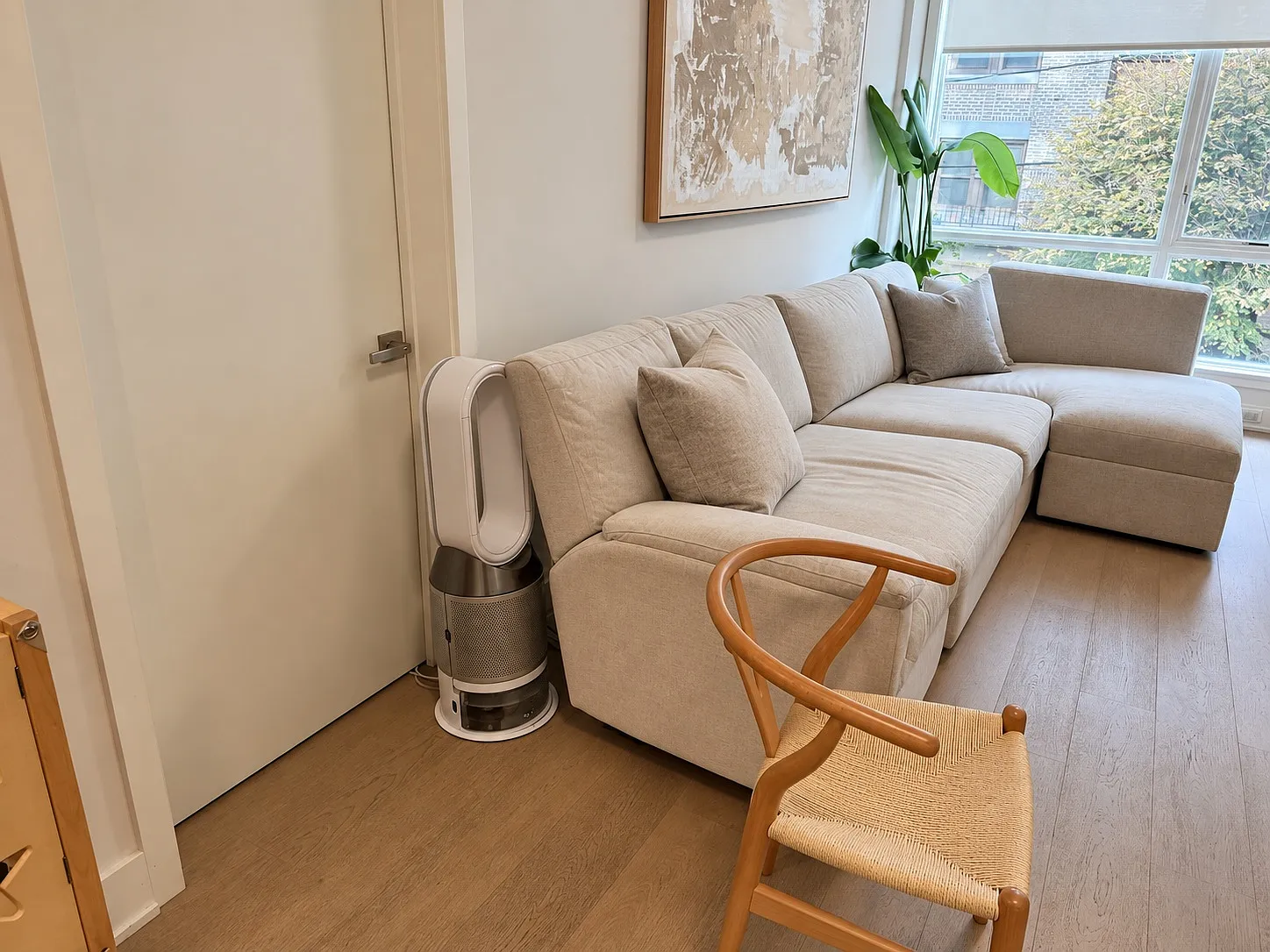 2 bed, 1105 sqft, $5,200 — Photo 2