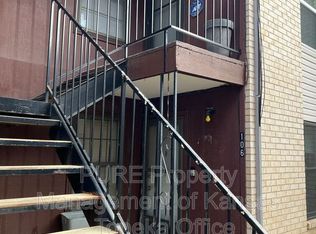 3032 SW Lydia Ave APT 206, Topeka, KS 66614