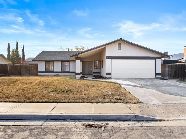 529 S Acacia Dr, Lemoore, CA 93245
