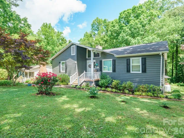 2078 Rock Springs Cir, Denver, NC 28037