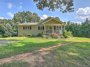 124 Zeb Grindstaff Rd, Elizabethton, TN 37643