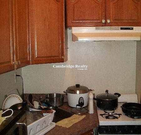 4th image of 38 Hemenway St #3T