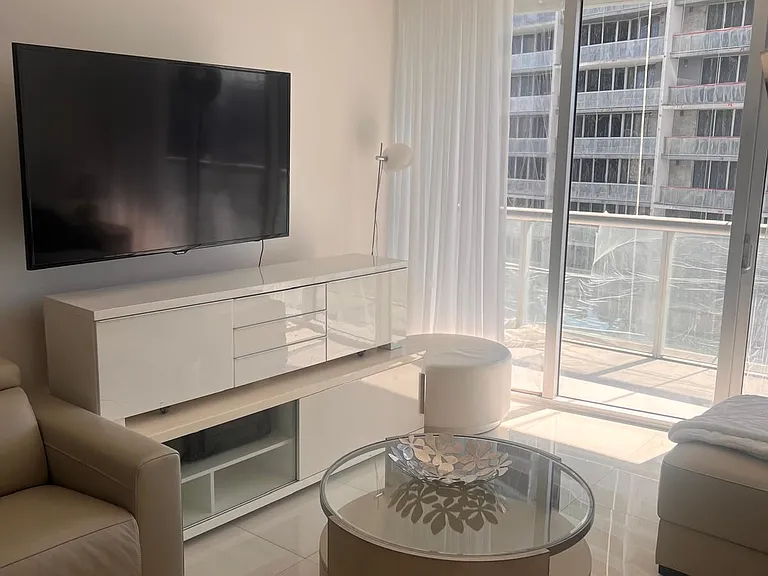 475 Brickell Ave #3613 — Photo 3