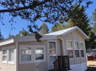 A 33/35 St, Cascade, ID 83611