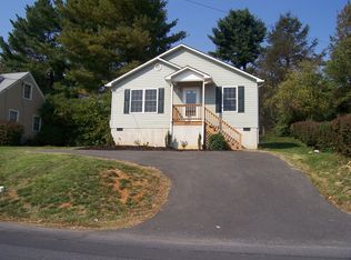 109 Baylor St, Staunton, VA 24401