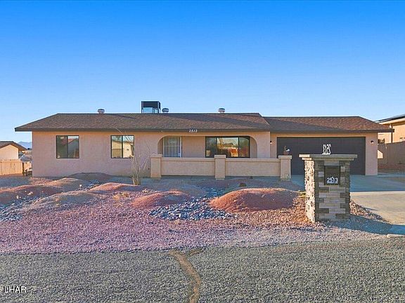 3rd image of 2513 Mariner Ln