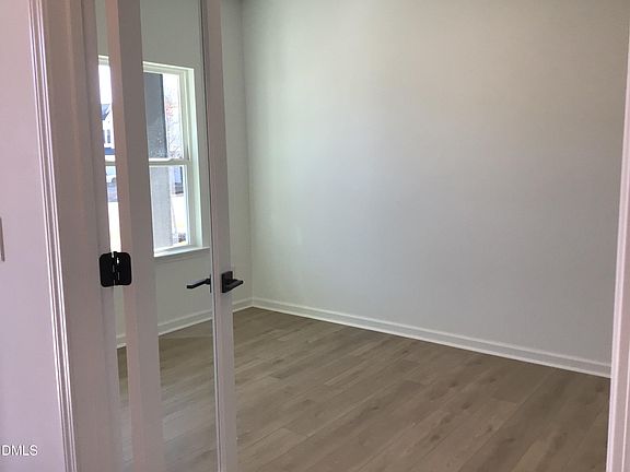 4th image of 4401 Darius Ln #22