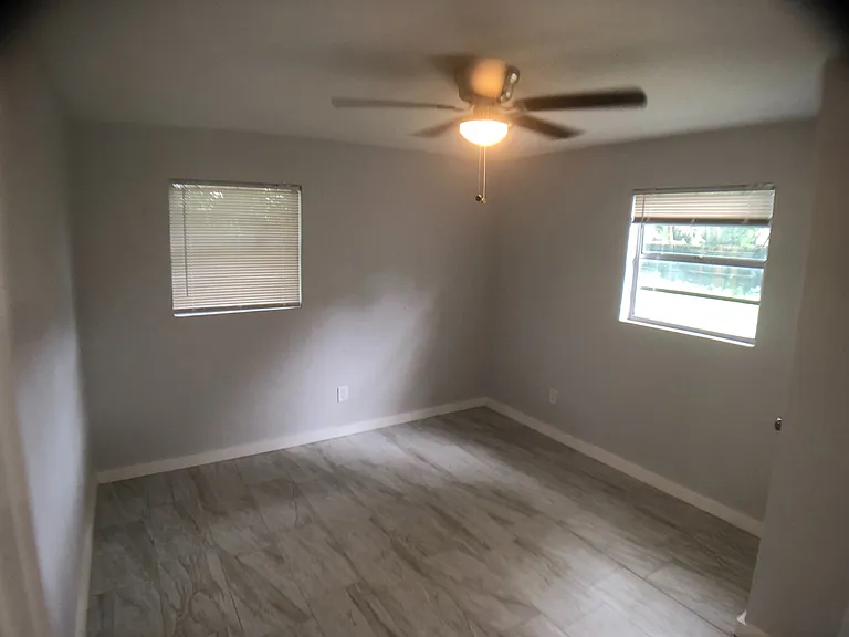 323 & 325 N Caroline St — Photo 7
