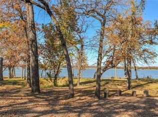 9229 Heron Dr, Fort Worth, TX 76108