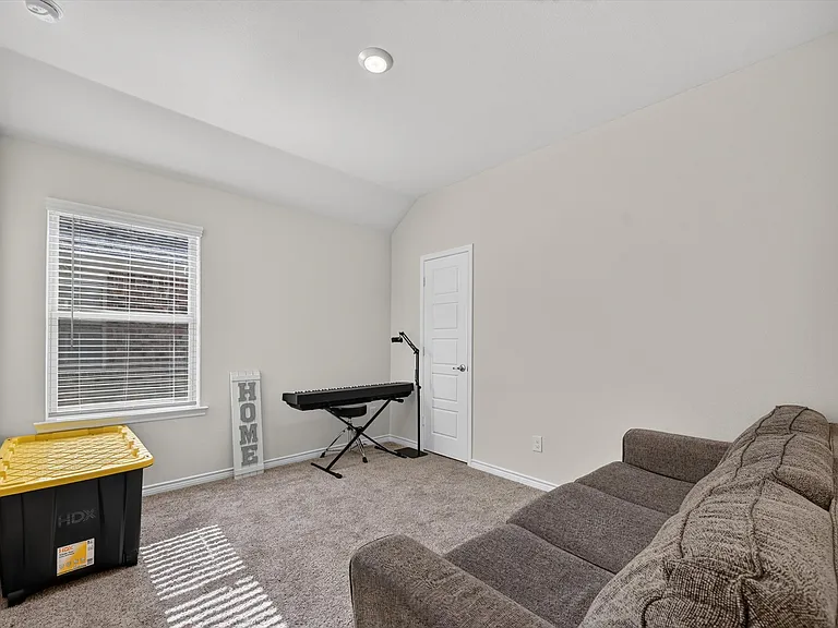 10121 High Grade Dr — Photo 19