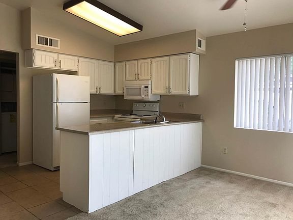 3rd image of 3401 S Hardy Dr