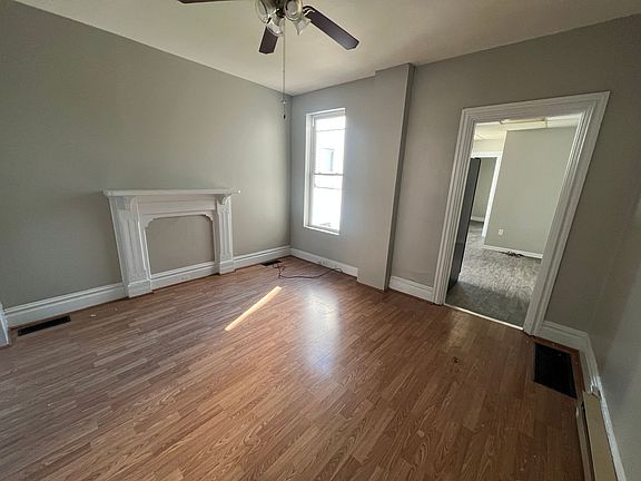 5th image of 423 N Hanover St Unit 1