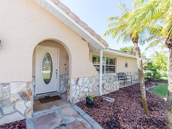 4th image of 205 Artemis Blvd