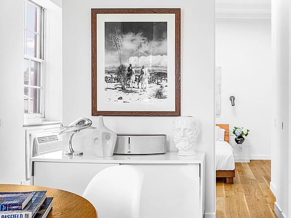 4th image of 162 9th Ave APT 4A