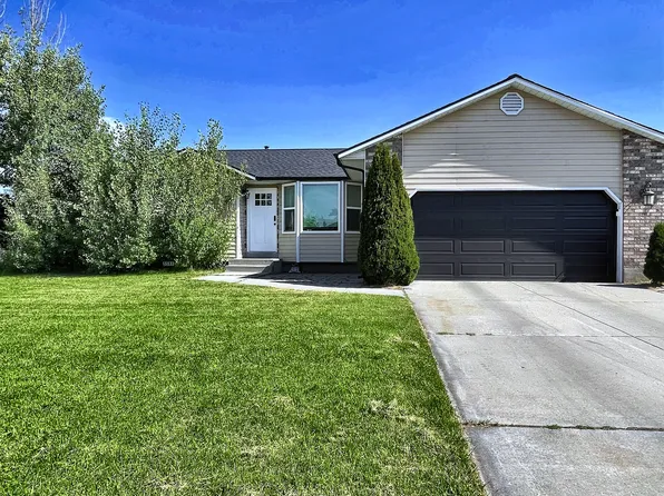 5586 W 10130 N, Highland, UT 84003