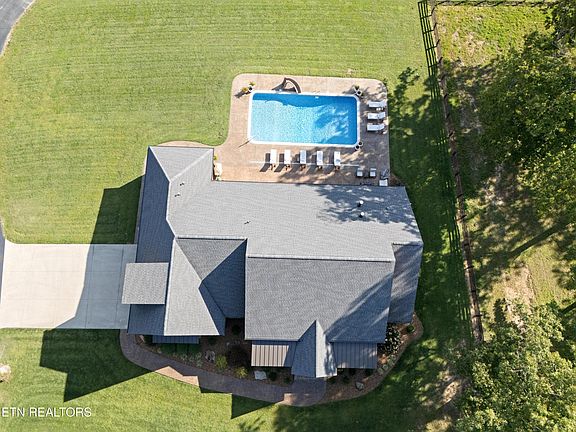 6th image of this home