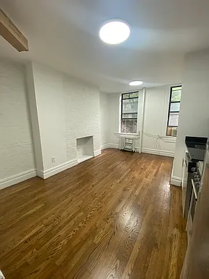 Rented by Sassouni Management | media 20