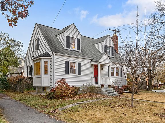 Side view with bay window 2