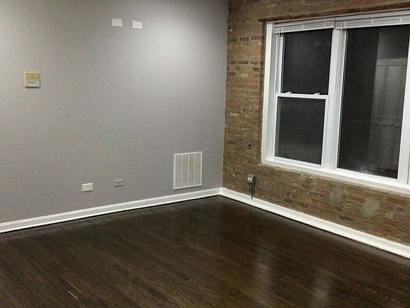 4th image of 7604 S Kingston Ave #201