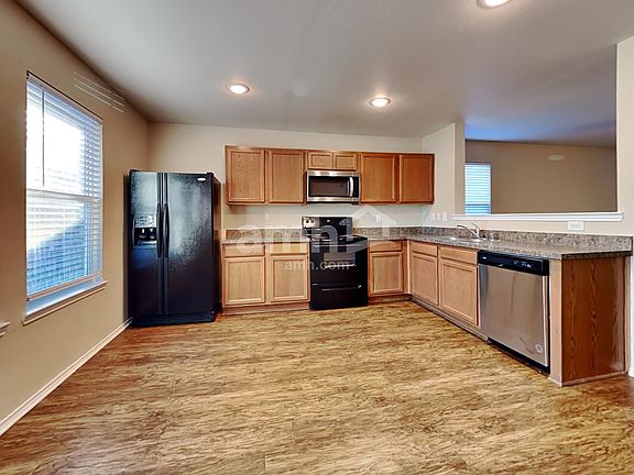 3rd image of 4508 Mountain Oak St