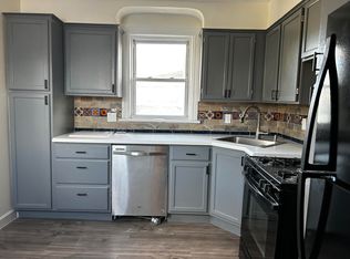 247 Beach 121 St #2F, Rockaway Park, NY 11694