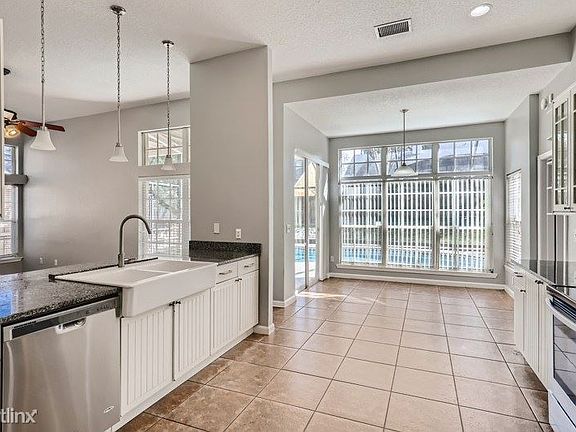 3rd image of 7818 Bridgestone Dr