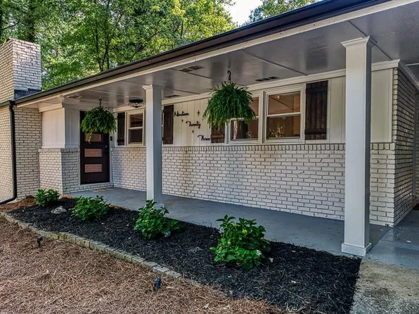 1923 Forest Green Dr, Atlanta, GA 30329
