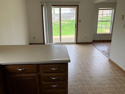 3rd image of 3924 Liverpool Dr