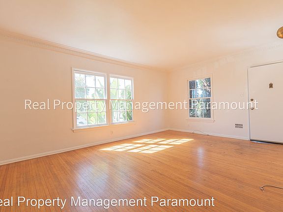 4th image of 1460 S Orange Grove Ave #10817628