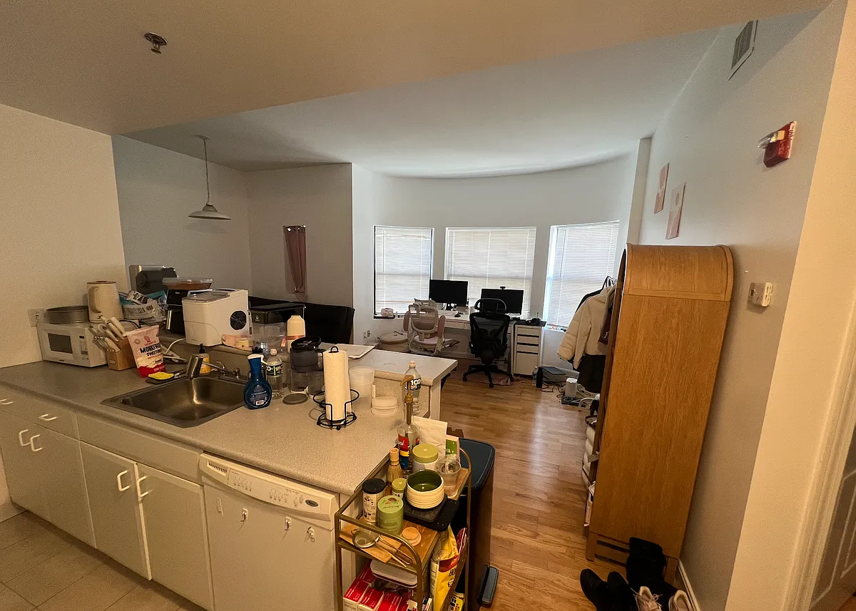 Building Photo - 636 Beacon St #603