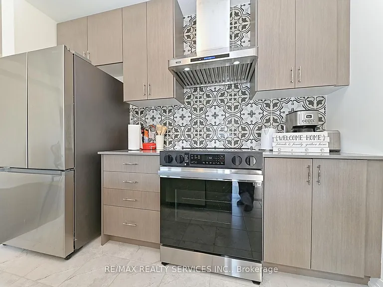 15 Blacklock St #19 — Photo 10