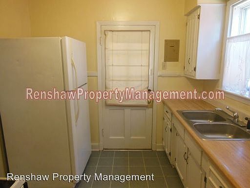 5th image of 3778 Marion Ave