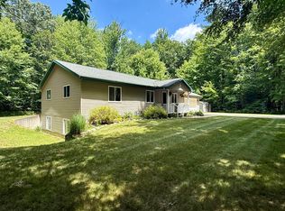 19390 Timberland Dr, Howard City, MI 49329