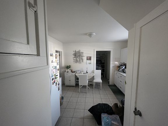 5th image of 14 North St #1