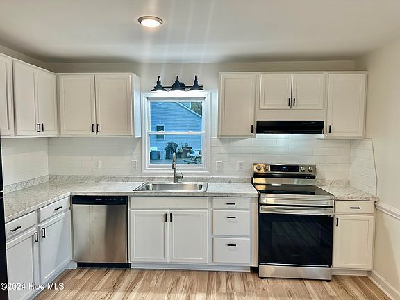 2nd image of 2267 Rolling Meadows Drive