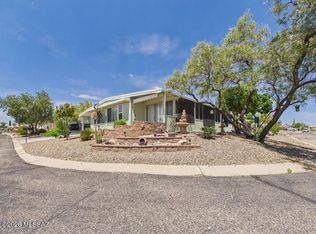 120 W Mora Dr, Green Valley, AZ 85614