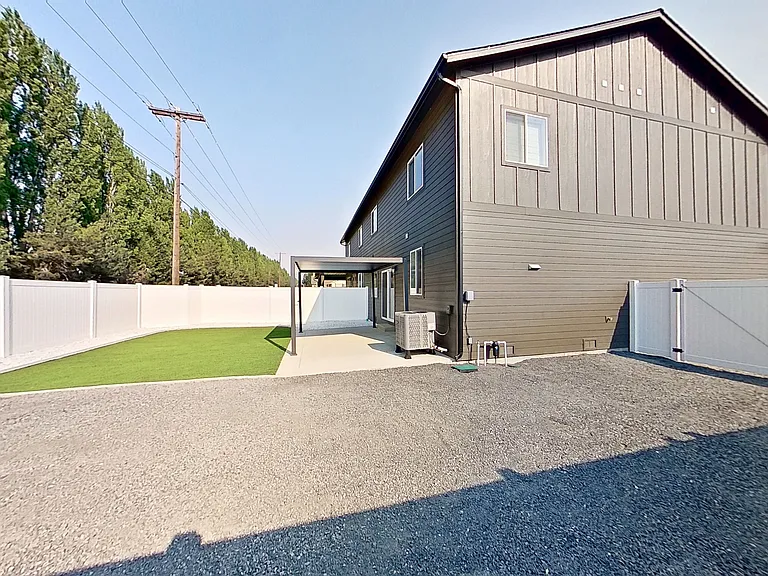 226 Berryman Way #A — Photo 40