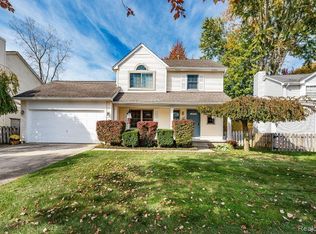 7827 Briarbrook Dr, Ypsilanti, MI