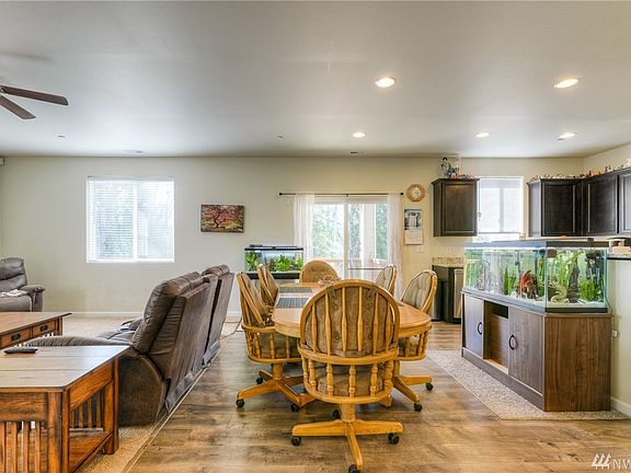 5th image of 1705 Butler Ct NW