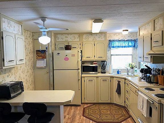2nd image of 11649 Alepat Ln