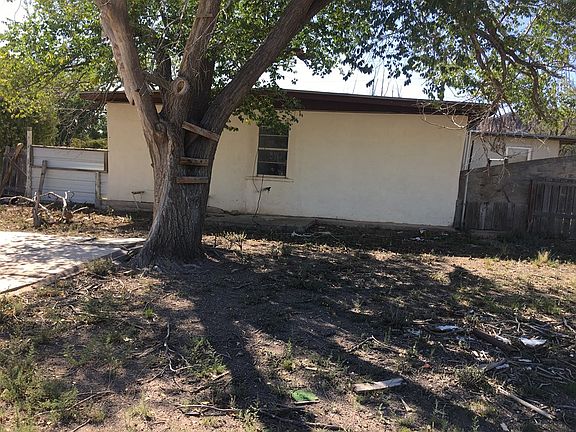 5th image of 202 N Sargent Gonzales